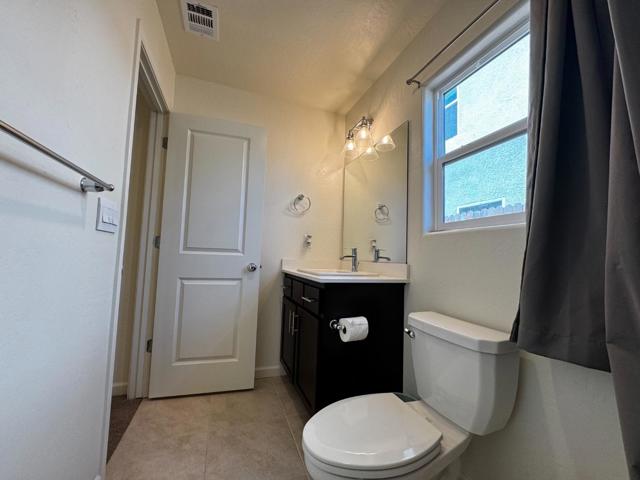 248 Grand Canyon Court, Merced CA: https://media.crmls.org/mediaz/ffda97e7-a291-4981-a856-1d4bc839ef97.jpg