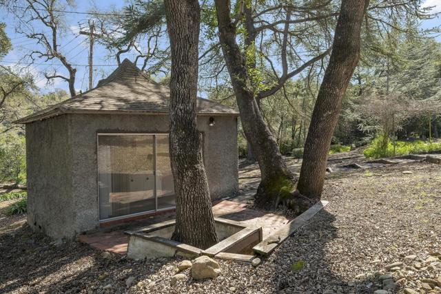 100 Wood Road, Los Gatos CA: https://media.crmls.org/mediaz/ffdbcd8e-191b-4ad4-b3bc-92238ecb7346.jpg