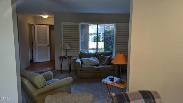 525 N Laurel Valley Drive, Azusa CA: https://media.crmls.org/mediaz/ffdc0348-df58-4369-b567-cf51d804084e.jpg