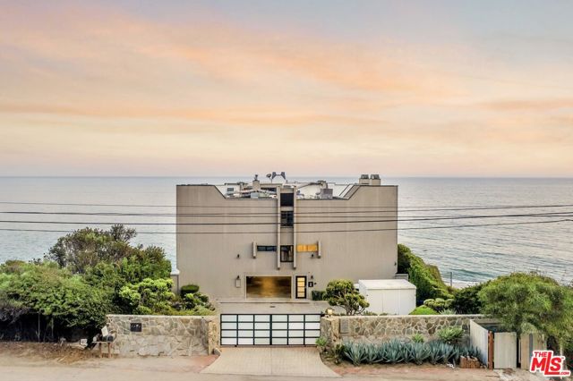 Drew Fenton | 26174 Pacific Coast Highway Malibu CA | MLS: 7392193 Drew Fenton | 26174 Pacific Coast Highway Malibu CA | MLS: 7392193