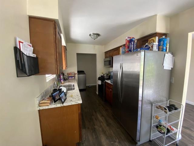 Detail Gallery Image 9 of 28 For 1746 Fairdale Ave, Escondido,  CA 92027 - 2 Beds | 1 Baths