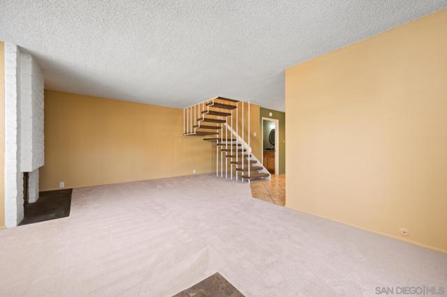5948 Caminito Yucatan, San Diego CA: https://media.crmls.org/mediaz/ffde3b2c-b7e7-4973-9c3e-58d20e023abe.jpg