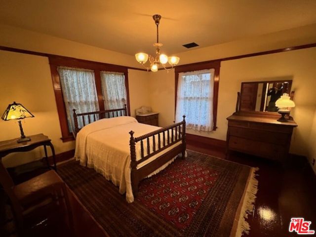 1340 Carroll Avenue, Los Angeles CA: https://media.crmls.org/mediaz/ffdebf4e-7e78-4326-9fc8-c777a36e4a8e.jpg