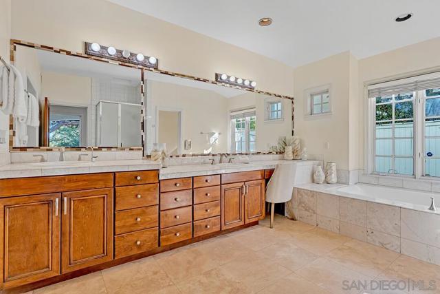 Image 23 of 52 For 1128 Augusta Pl