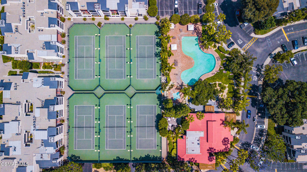 https://media.crmls.org/mediaz/ffe07179-f41a-4651-85a3-e6f8e7e9cb15.jpg?preset=X-Large