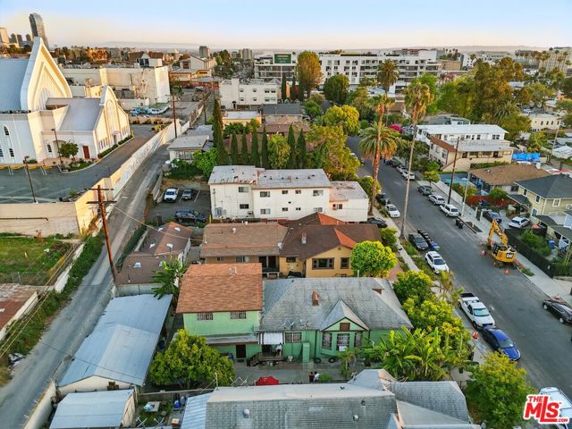 220 N Burlington Avenue, Los Angeles CA: https://media.crmls.org/mediaz/ffe0a9e1-56b4-42ac-a9ad-ef99858e0f1a.jpg