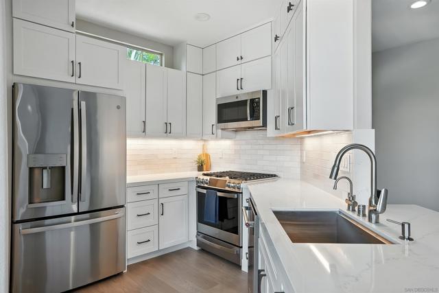 10728 Sabre Hill, San Diego, California 92128, 2 Bedrooms Bedrooms, ,2 BathroomsBathrooms,Condominium,For Sale,Sabre Hill,250031928SD