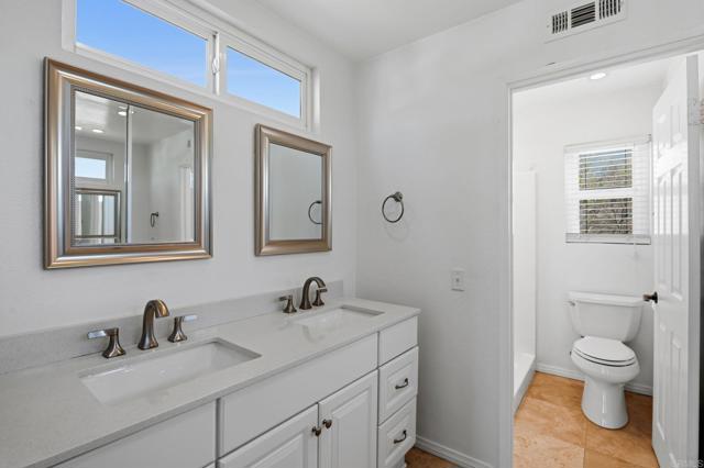 Image 15 of 26 For 2775 Southampton Road