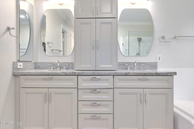 1044 Larry Court, Newbury Park CA: https://media.crmls.org/mediaz/ffe0fe67-a781-45ba-9845-2e7bf266416e.jpg