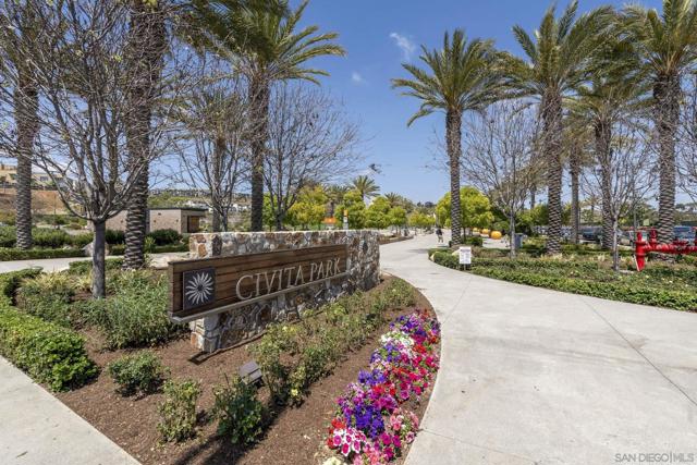 2779 VIA ALTA PL, San Diego CA: https://media.crmls.org/mediaz/ffe30496-e418-4978-9c8f-f574963a6bfb.jpg