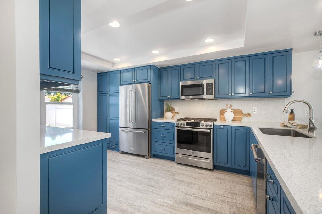 7593 Dehesa Court - photo 11