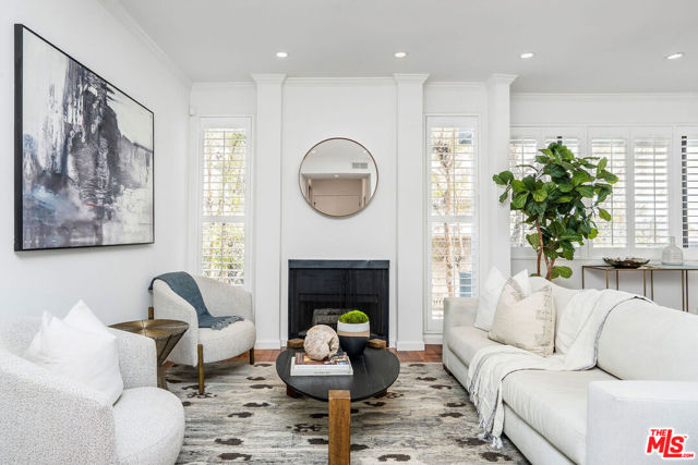1830 Westholme Avenue, Los Angeles CA: https://media.crmls.org/mediaz/ffe3a3f2-3510-472c-8060-460f1f6b20b4.jpg
