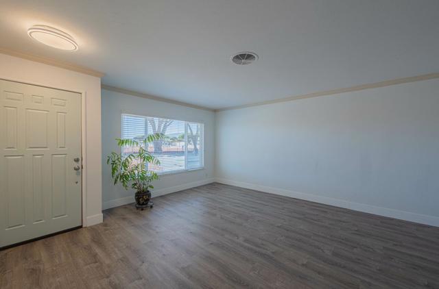 624 Hartnell Street, Salinas CA: https://media.crmls.org/mediaz/ffe42708-1c9e-423c-9182-49a02c6c7c2f.jpg