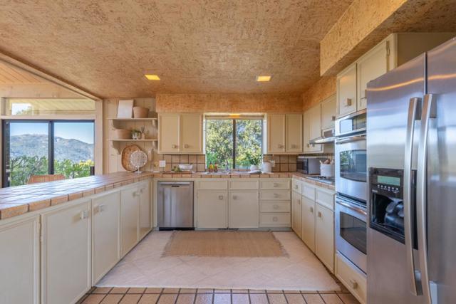 15415 Via Los Tulares, Carmel Valley CA: https://media.crmls.org/mediaz/ffe45934-0643-48d0-aa13-3ae796739d4c.jpg