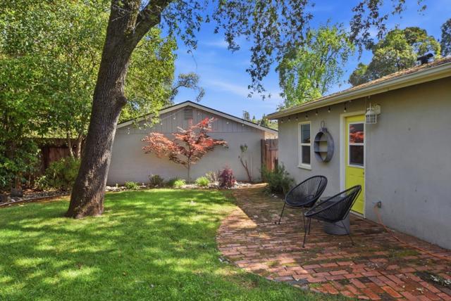 Image 26 of 31 For 240 Sawyer Street