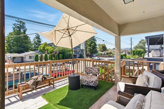 109 Dumbarton Avenue, Redwood City CA: https://media.crmls.org/mediaz/ffe4b822-56ef-47d3-b1be-9524ccb20df4.jpg