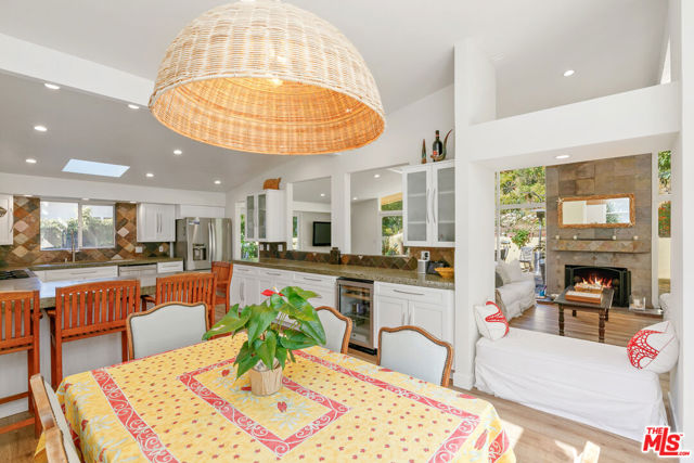 6308 Paseo Canyon Drive, Malibu CA: https://media.crmls.org/mediaz/ffe64a8e-8537-477a-b2d6-25ad2ac132cb.jpg