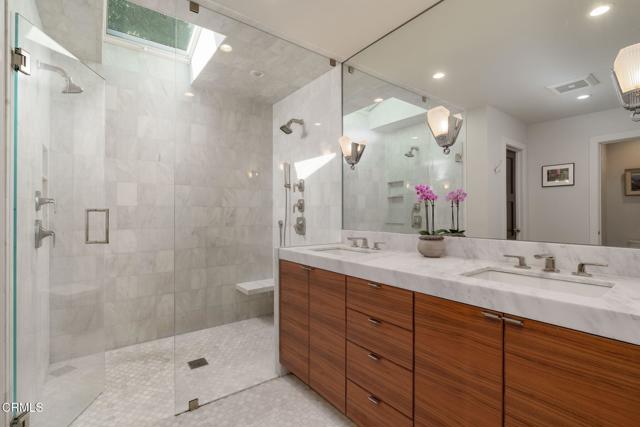 960 Roble Lane, Santa Barbara CA: https://media.crmls.org/mediaz/ffe67f14-61be-460d-af1e-24b7920191ad.jpg