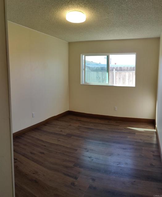 Detail Gallery Image 8 of 15 For 5382 Bonita Dr, San Diego,  CA 92114 - 1 Beds | 1 Baths
