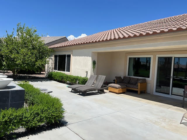35491 Rosemont Drive, Palm Desert CA: https://media.crmls.org/mediaz/ffe8b9fd-df08-4a41-aeea-3ce6bda684b9.jpg