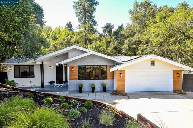 148 Draeger Drive, Moraga CA: https://media.crmls.org/mediaz/ffe9176c-c81e-4bec-ab0e-e7880414ef7f.jpg
