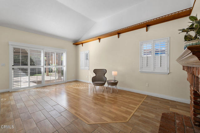 Detail Gallery Image 12 of 39 For 286 Golden Fern Ct, Simi Valley,  CA 93065 - 4 Beds | 2 Baths