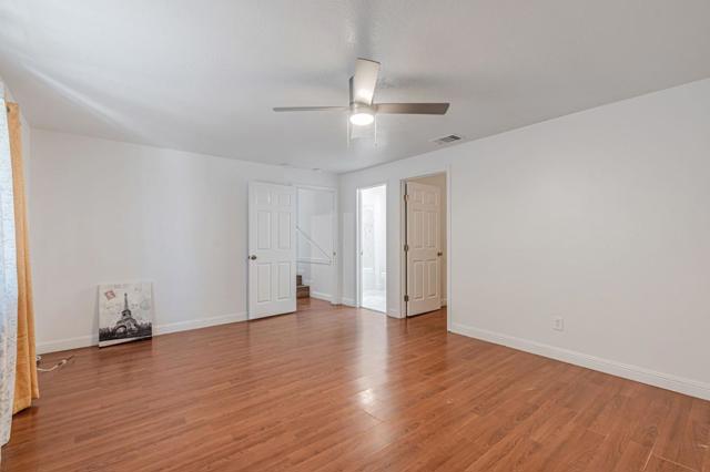 2525 Montclair Street, Stockton CA: https://media.crmls.org/mediaz/ffea2220-b78e-4059-a4a8-f40f4dd6b354.jpg