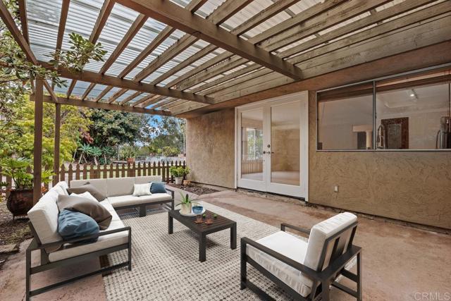 Detail Gallery Image 29 of 47 For 1184 Sidonia Ct, Encinitas,  CA 92024 - 5 Beds | 2/1 Baths