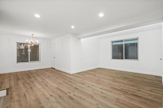 Detail Gallery Image 19 of 54 For 1065 S Hanlon Way, Anaheim Hills,  CA 92808 - 5 Beds | 3/1 Baths