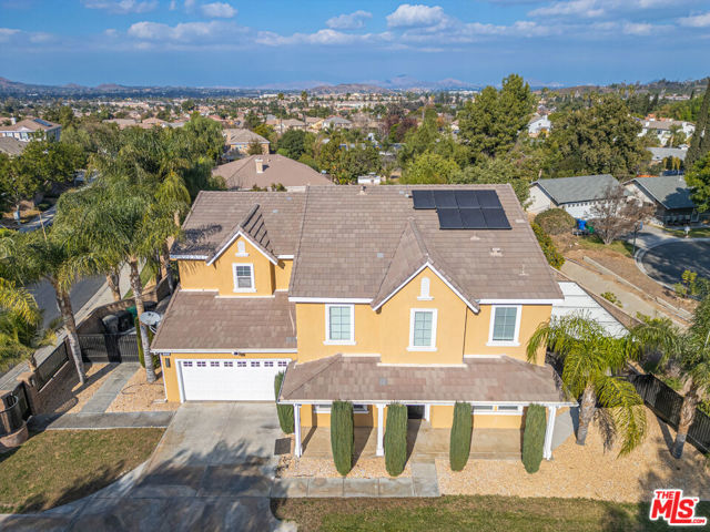 16214 Highgate Drive, Riverside CA: https://media.crmls.org/mediaz/ffebb180-526b-4f8e-864e-429f1da37da4.jpg