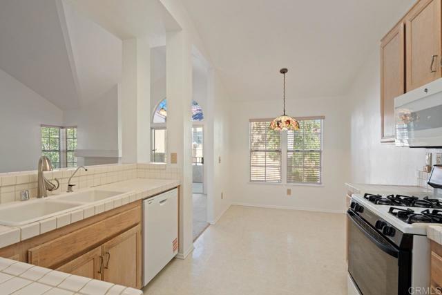 Detail Gallery Image 29 of 66 For 11080 Portobelo Dr, San Diego,  CA 92124 - 2 Beds | 2 Baths