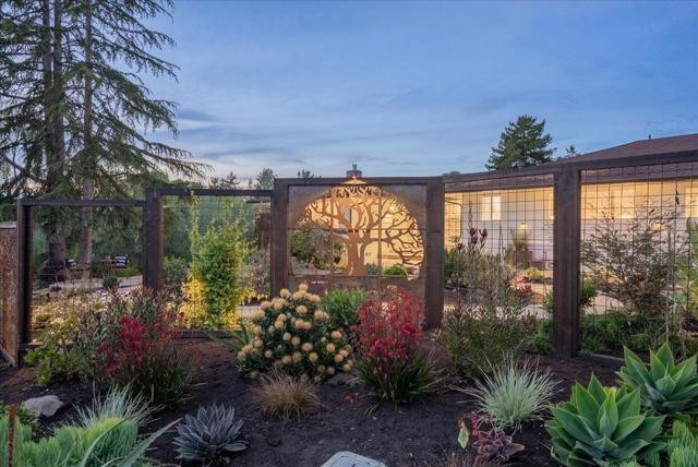 3400 Haas Drive, Aptos CA: https://media.crmls.org/mediaz/ffee4017-e851-4df1-9982-53ae7dacbd7d.jpg