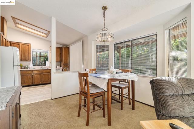 2513 Brazil Dr, Antioch CA: https://media.crmls.org/mediaz/ffeef4e1-6d98-4a3a-8157-9a220e4e1fdb.jpg