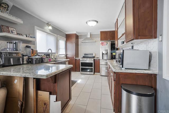 1137 S Pine Street, Escondido CA: https://media.crmls.org/mediaz/ffeefe29-fc60-41ed-99de-2d2511750102.jpg