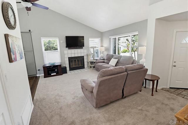 Detail Gallery Image 8 of 43 For 8456 Snow White Dr, El Cajon,  CA 92021 - 2 Beds | 2 Baths