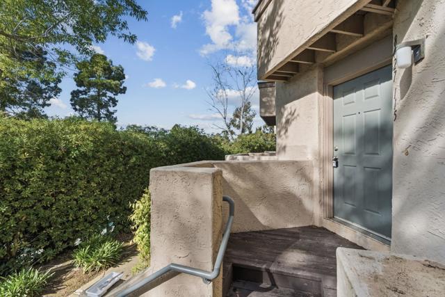 Detail Gallery Image 28 of 34 For 8427 via Mallorca #115,  La Jolla,  CA 92037 - 2 Beds | 2/1 Baths