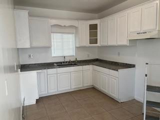 509 King Street, Bakersfield CA: https://media.crmls.org/mediaz/fff0d50d-7694-4a64-aa3b-eb9603e5f371.jpg