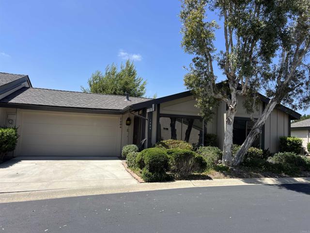 1404 Lombard Street, Vista CA: https://media.crmls.org/mediaz/fff176ae-b70e-4130-8a91-edd50070f11c.jpg