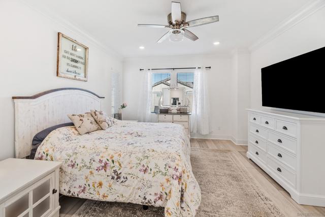Image 23 of 37 For 15447 Van Lodensteyn Way