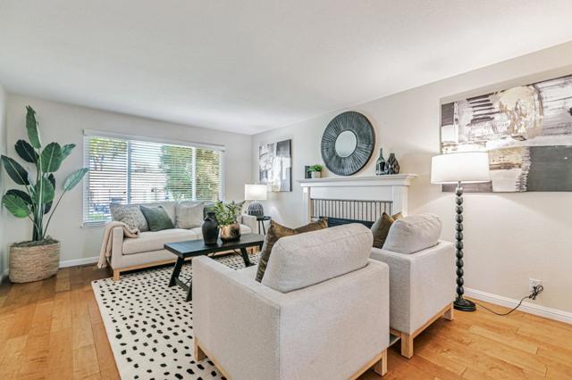 5186 Sunny Creek Drive, San Jose CA: https://media.crmls.org/mediaz/fff2f1b5-bd33-43e4-b8a9-b1bd5279743e.jpg