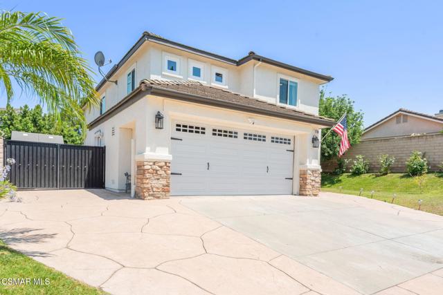 2758 Briarpatch Drive, Simi Valley CA: https://media.crmls.org/mediaz/fff3437a-0ca9-4b6e-9d8c-c40a9c690141.jpg