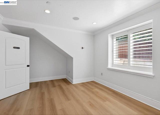 Image 30 of 60 For 920 Happy Valley Rd