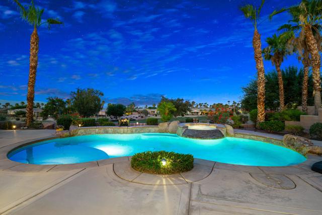 81297 Cantor Court, La Quinta CA: https://media.crmls.org/mediaz/fff4669e-fab8-42a6-b44f-946787ffcd3f.jpg