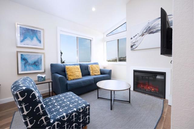 472 Lewis Lane, Pacifica CA: https://media.crmls.org/mediaz/fff5d58a-64e5-489f-85fe-5ae8084a8baa.jpg