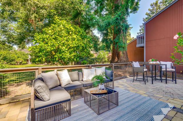 228 Central Avenue, Mountain View CA: https://media.crmls.org/mediaz/fff6874b-4351-48aa-9738-e42d9992faf0.jpg