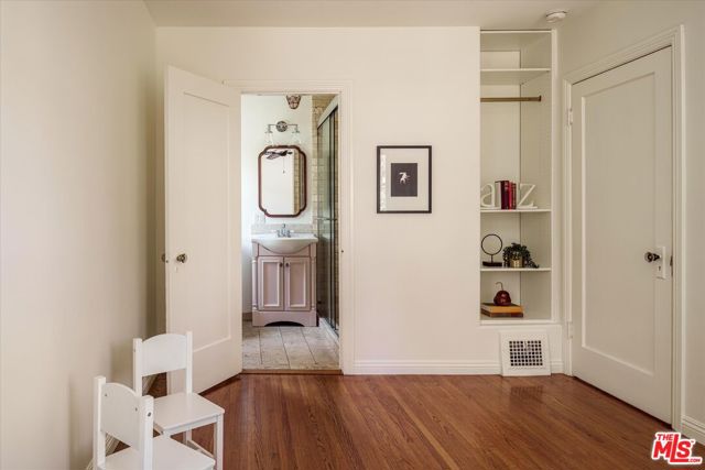 2064 Ames Street, Los Angeles CA: https://media.crmls.org/mediaz/fff77359-4893-491b-b9b2-309ba56171fb.jpg