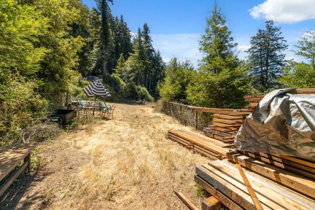 280 Sweetwater Lane, Ben Lomond CA: https://media.crmls.org/mediaz/fff78019-d260-4205-ae67-b60e0a54d552.jpg