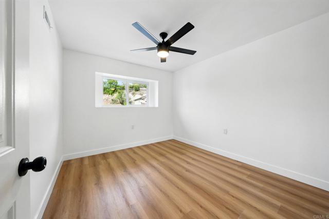 Detail Gallery Image 24 of 44 For 4848 54th St, San Diego,  CA 92115 - 6 Beds | 3 Baths