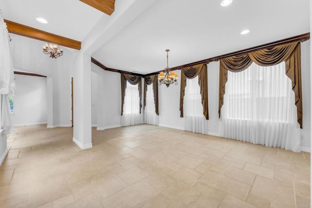 Detail Gallery Image 14 of 21 For 880 Summer Moon Rd, San Marcos,  CA 92078 - 4 Beds | 3/1 Baths
