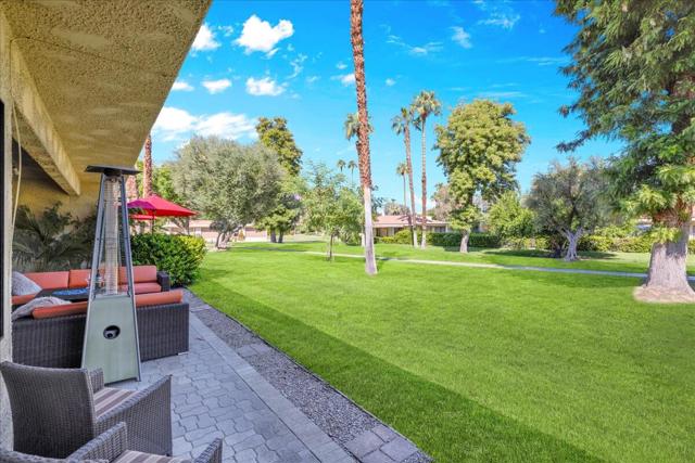 2232 Oakcrest Drive, Palm Springs, CA 92264